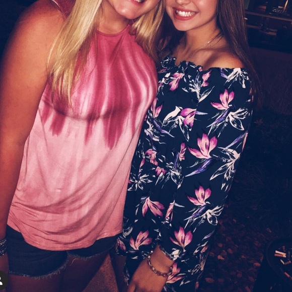 Off the shoulder romper - Picture 2 of 4